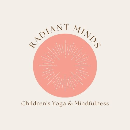 Radiant Minds Children's Yoga & Mindfulness Logo. A coral coloured circle with rays radiating on the inside of it, representing the minds of children during a yoga and mindfulness practice.